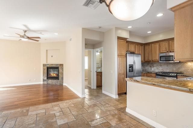 Building Photo - 4060 1st Ave.