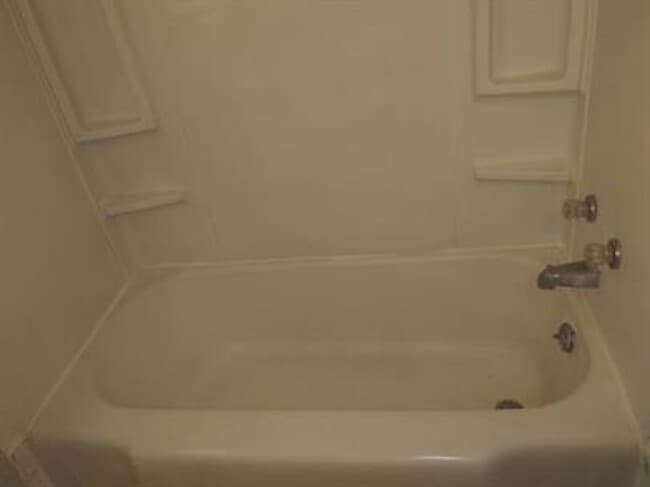 Building Photo - 305 N Belleview St