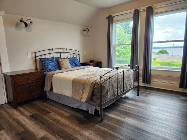 Building Photo - 1170 Peace Portal Dr