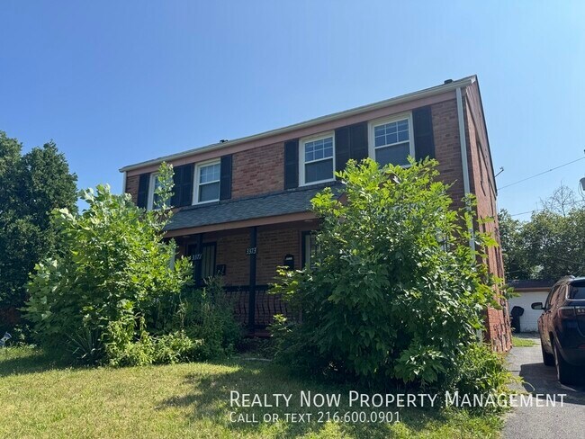 Primary Photo - 3373 Colwyn Rd