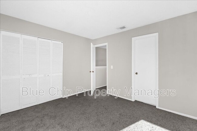 Building Photo - 203 Watts Ln