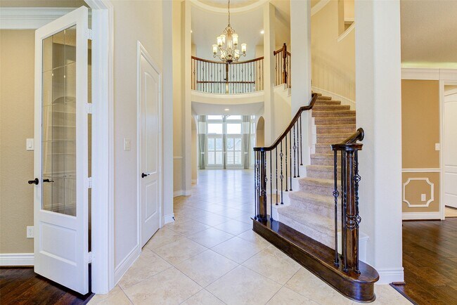 Building Photo - 27827 Patsy Pence St