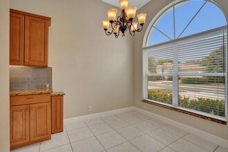 Building Photo - 16658 La Mesa Dr