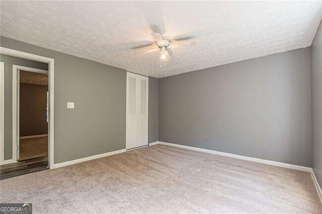 Building Photo - 806 Houndstooth Trail NW