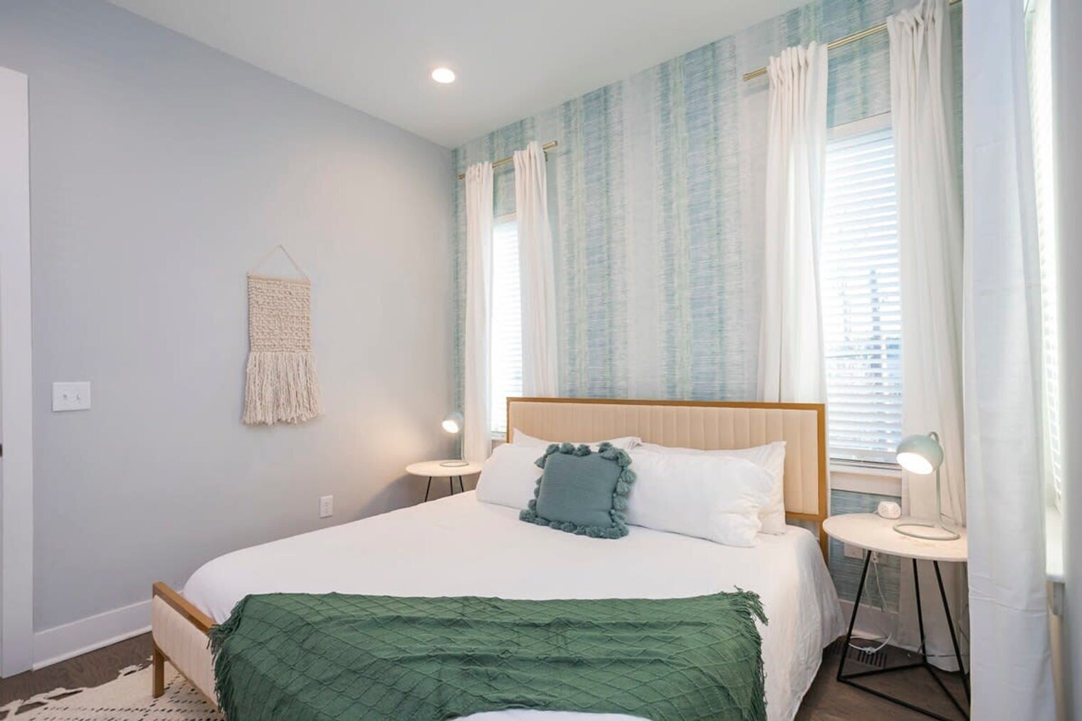 Building Photo - 1035 Scovel St