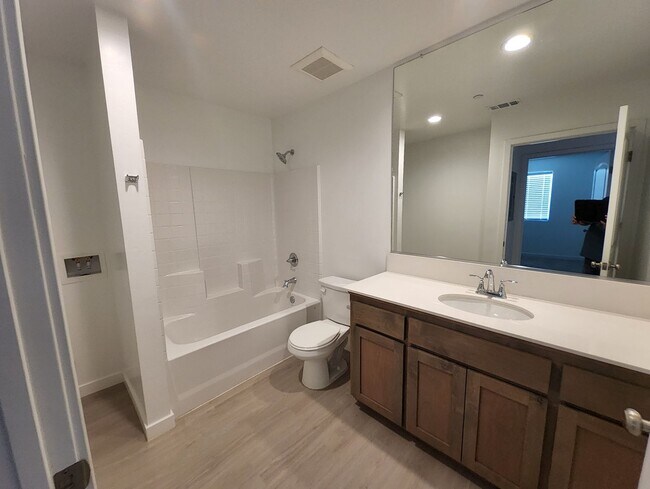 Building Photo - 7308 Erskineville Dr