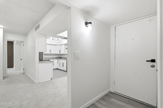 Building Photo - 4444 E Paradise Village Pkwy N