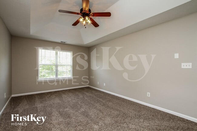 Building Photo - 7526 Lullwater Cove