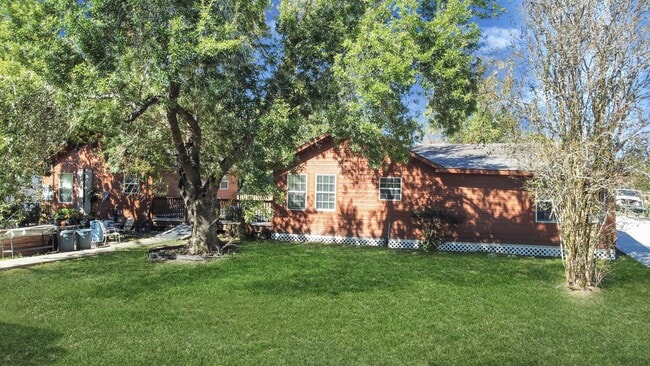 Building Photo - 2510 Delaware Ave