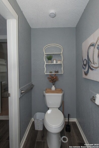 Building Photo - 611 Brunswick Blvd