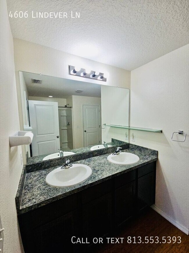Building Photo - 4606 Lindever Ln