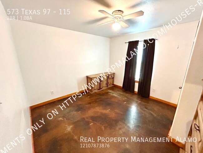 Building Photo - AVAILABLE NOW! 2 Bedroom / 1 Bath Lodge w/...