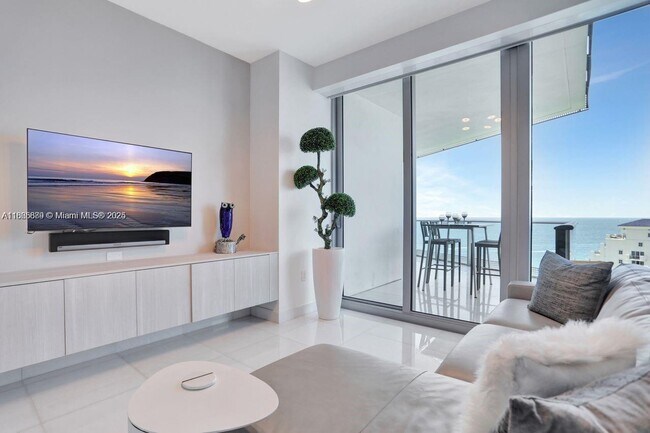Building Photo - 701 N Fort Lauderdale Beach Blvd