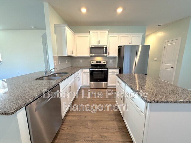 Building Photo - 347 Carolina Hemlock Dr