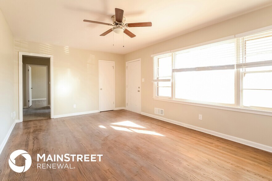 Building Photo - 412 1st Way
