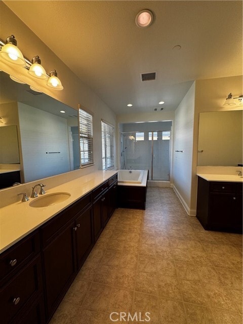 Building Photo - 6012 Porto St