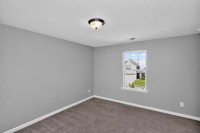 Building Photo - 520 Sunflower Dr