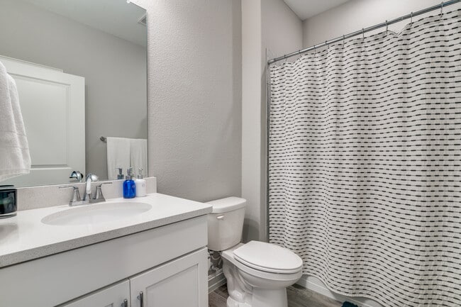 Building Photo - 1510 Bellingham Ln