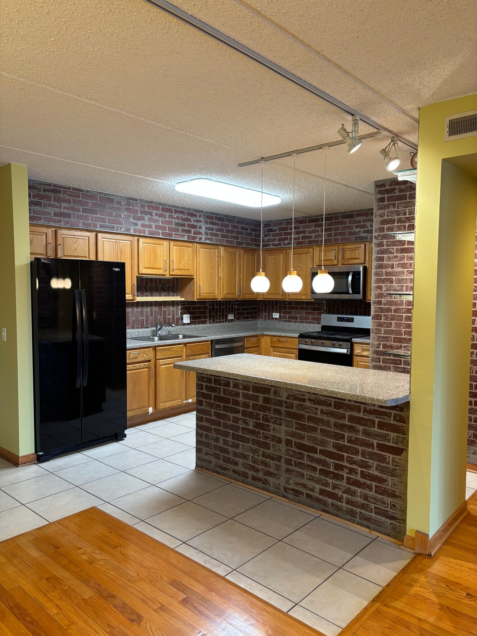 Building Photo - 2919 N Harlem Ave