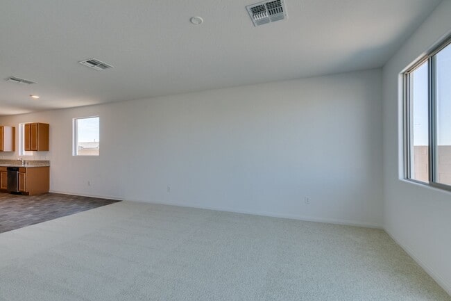 Building Photo - GORGEOUS SINGLE STORY WITH MANY UPGRADES*3 BEDROOMS*DEN!