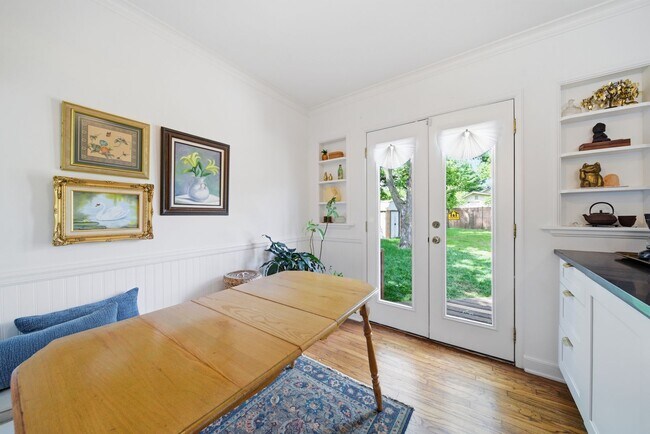 Building Photo - Charming 2-Bedroom, 1-Bath Home in Midtown