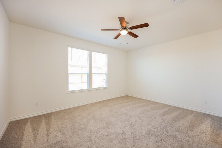 Building Photo - 10419 Monte Carmel Pl