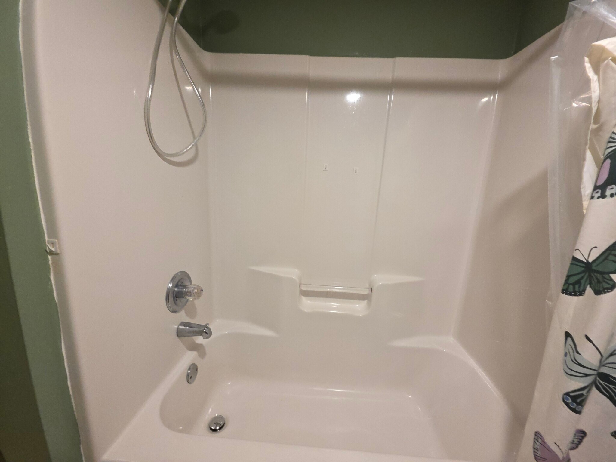 Building Photo - 1601 Big Tree Rd