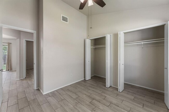 Building Photo - 1808 Prairie Star Ln