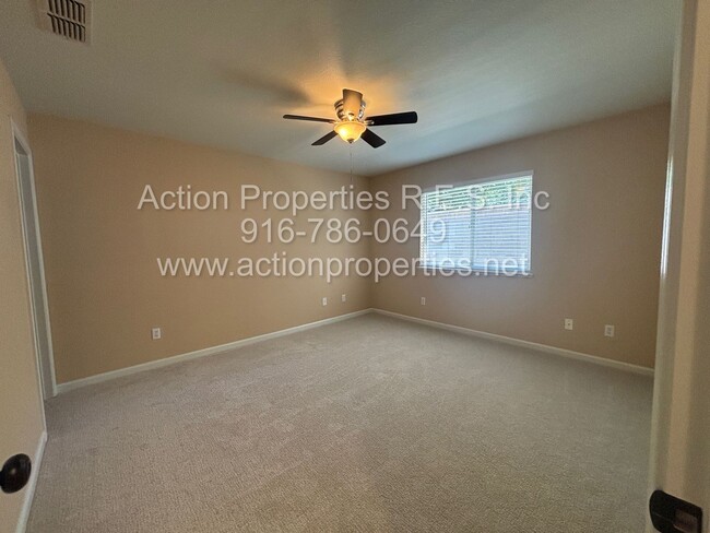 Building Photo - West Roseville LongMeadow 2 Gated, Single ...
