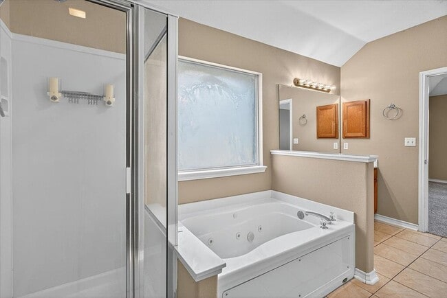 Building Photo - 5933 Brightwood Dr