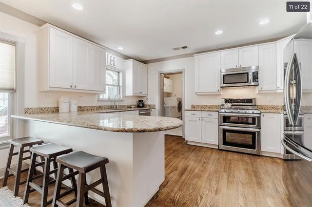 Building Photo - 915 Stewart Dr