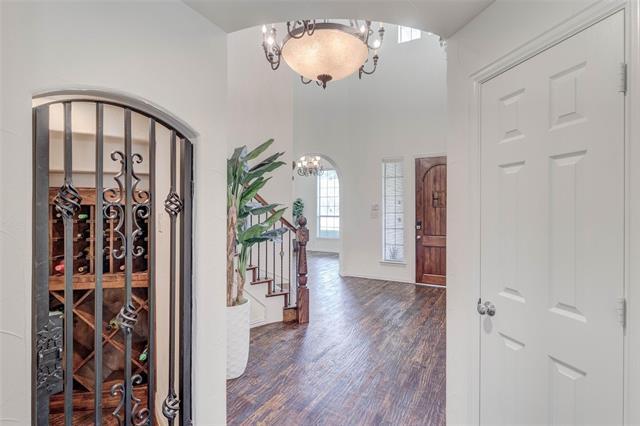 Building Photo - 9823 Carriage Hill Ln