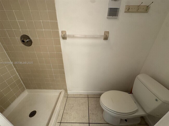 Building Photo - 6485 W 27th Ave