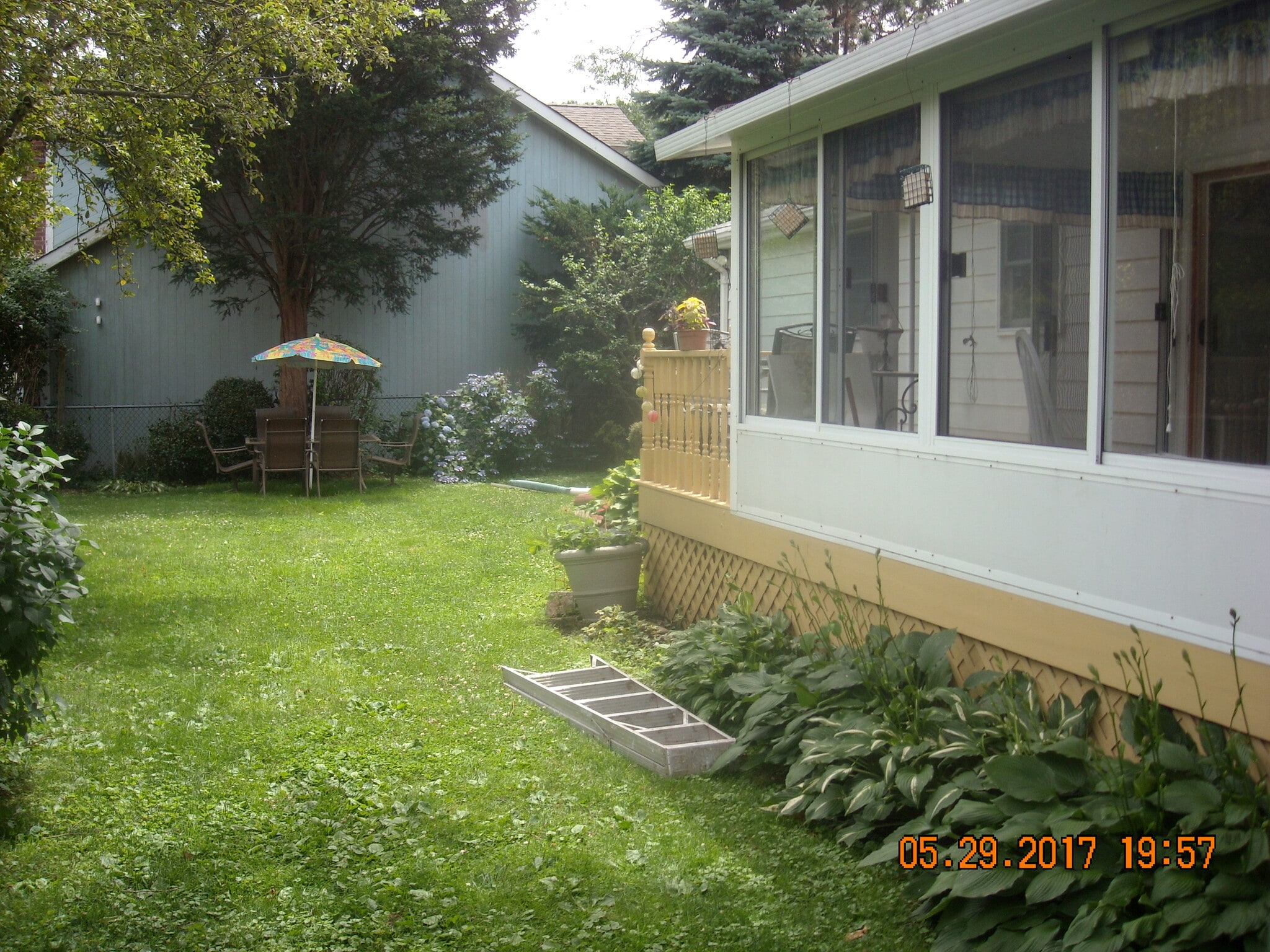 Building Photo - 20 Parker Pl