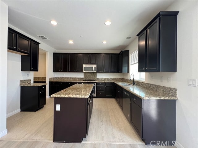 Building Photo - 8754 Armadillo Dr