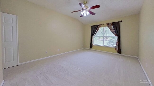 Building Photo - Welcome home - Charming 3 Bedroom in Hatton Chase!