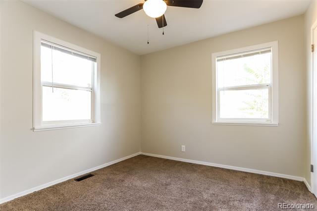 Building Photo - 8991 Lilly Dr