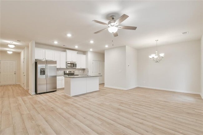 Building Photo - 4541 Bishops Ln