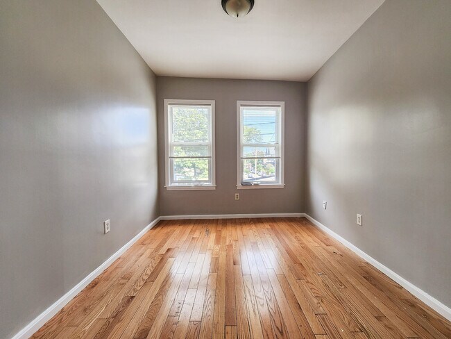 Building Photo - 117 Townsend St