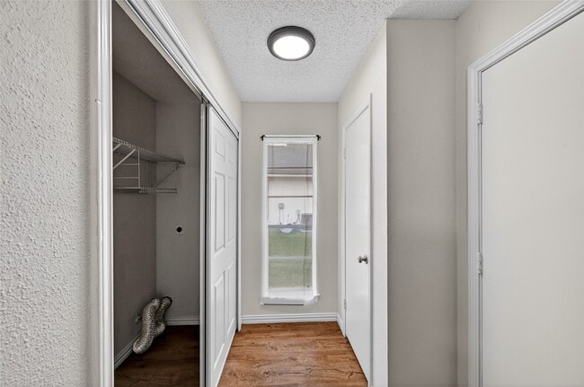 Building Photo - 22711 Smokey Hill Dr