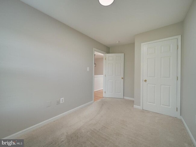 Building Photo - 4643 Deerwatch Dr
