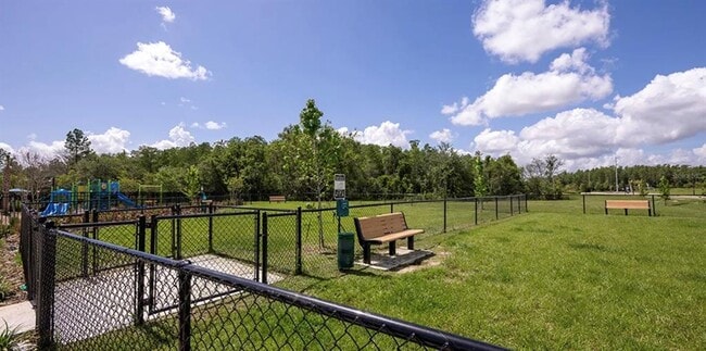 Building Photo - 2747 Skyline Lp