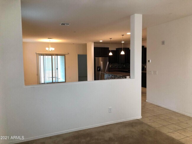 Building Photo - 8457 N 61st Ln