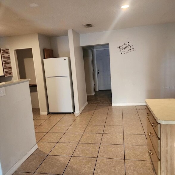 Building Photo - 305 NW 11th Ave