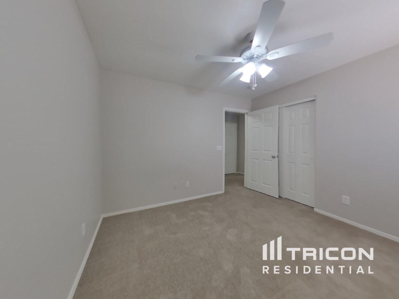 Building Photo - 15314 N 161st Dr
