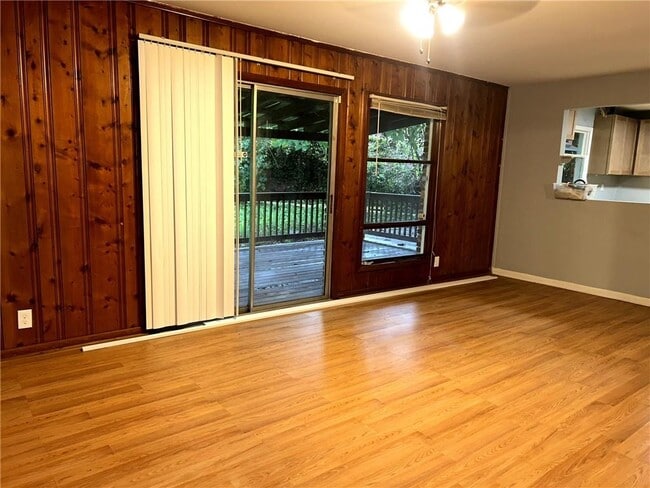 Building Photo - 3742 Rockbridge Rd SW