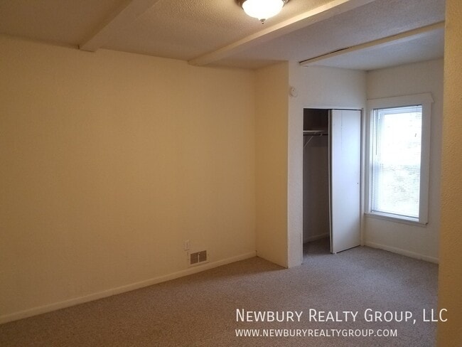 Building Photo - 18 South St