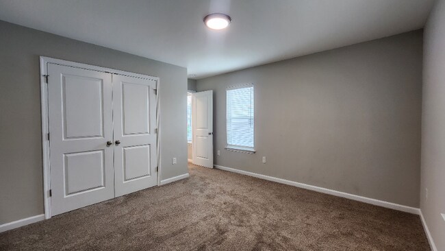 Building Photo - 109 Cabernet Rd
