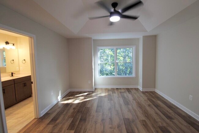 Building Photo - 1515 Palomino Trl
