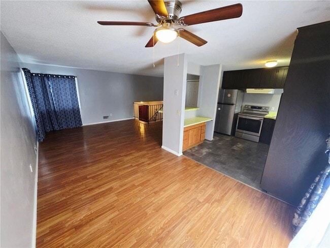 Building Photo - 8423 Brunswick Ave N